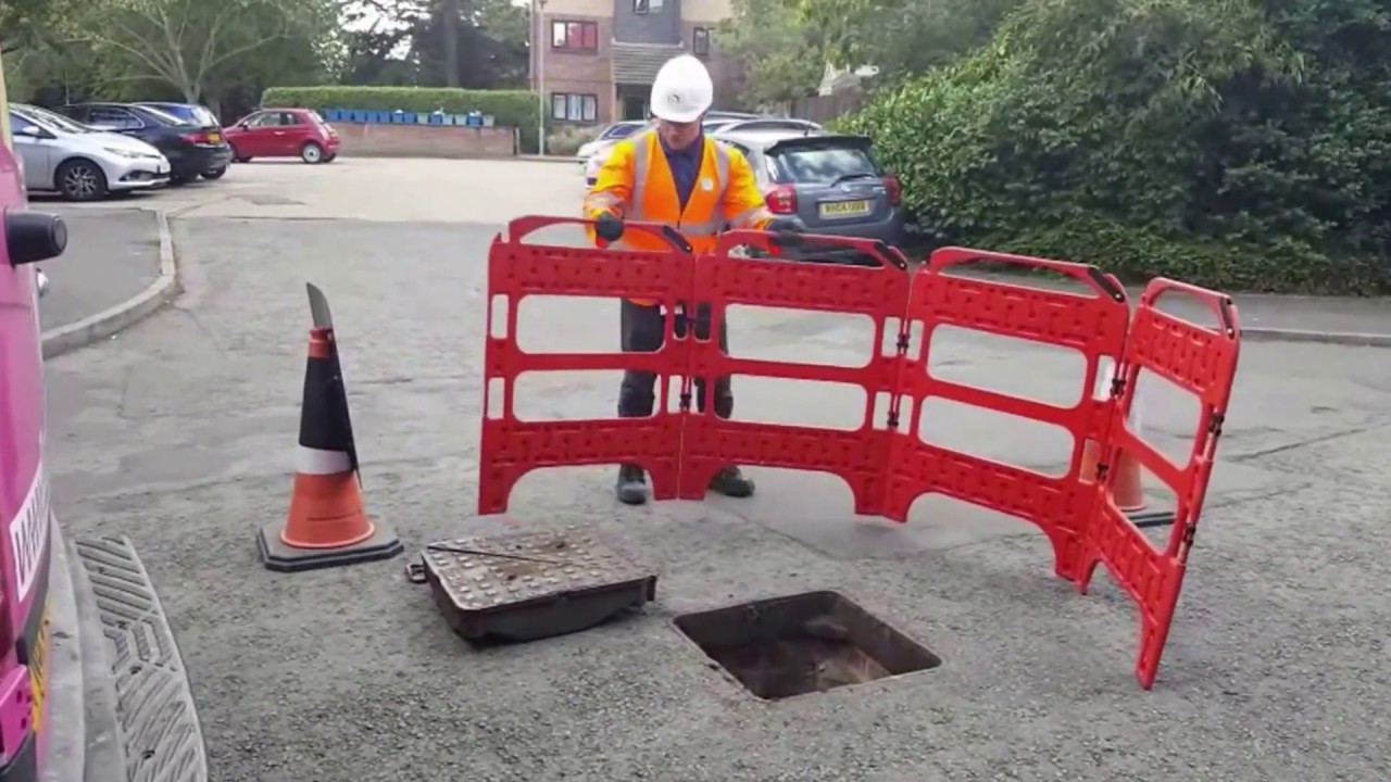 Manhole Lifting - Safely 