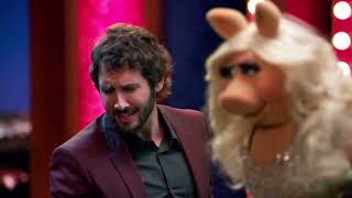 The Muppets Episode 102: Hostile Makeover: Finding Miss Piggy a Date