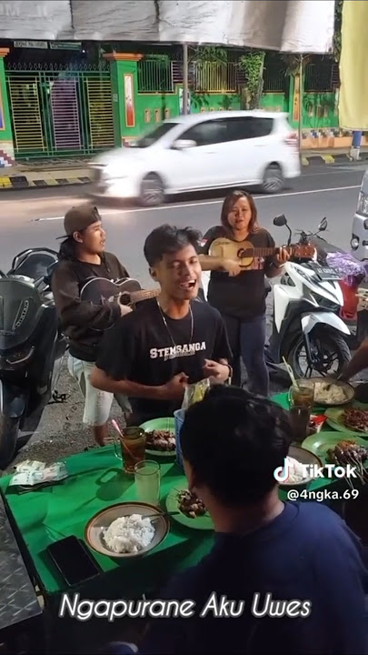 RASAH BALI : Terimakasih LAVORA Udah mampir di warung sate kami #lavora #pengamen