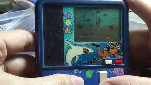 Casio Shark Hunter Portable Game 1983