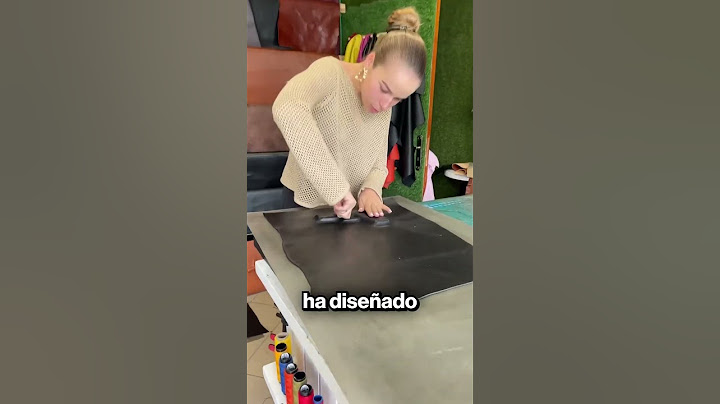 Ella Fabricó Bolsos con una Forma Extraña 😂 (@kalinabrand)