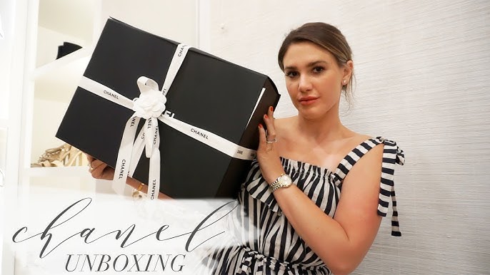 Chanel Deauville Large Unboxing, MOD shots, Close-ups. Which one did I  choose?! 