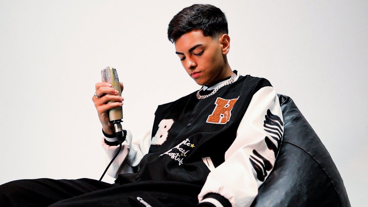 Kinho - Desce com teu Fogo (Visualizer) prod.slaasty