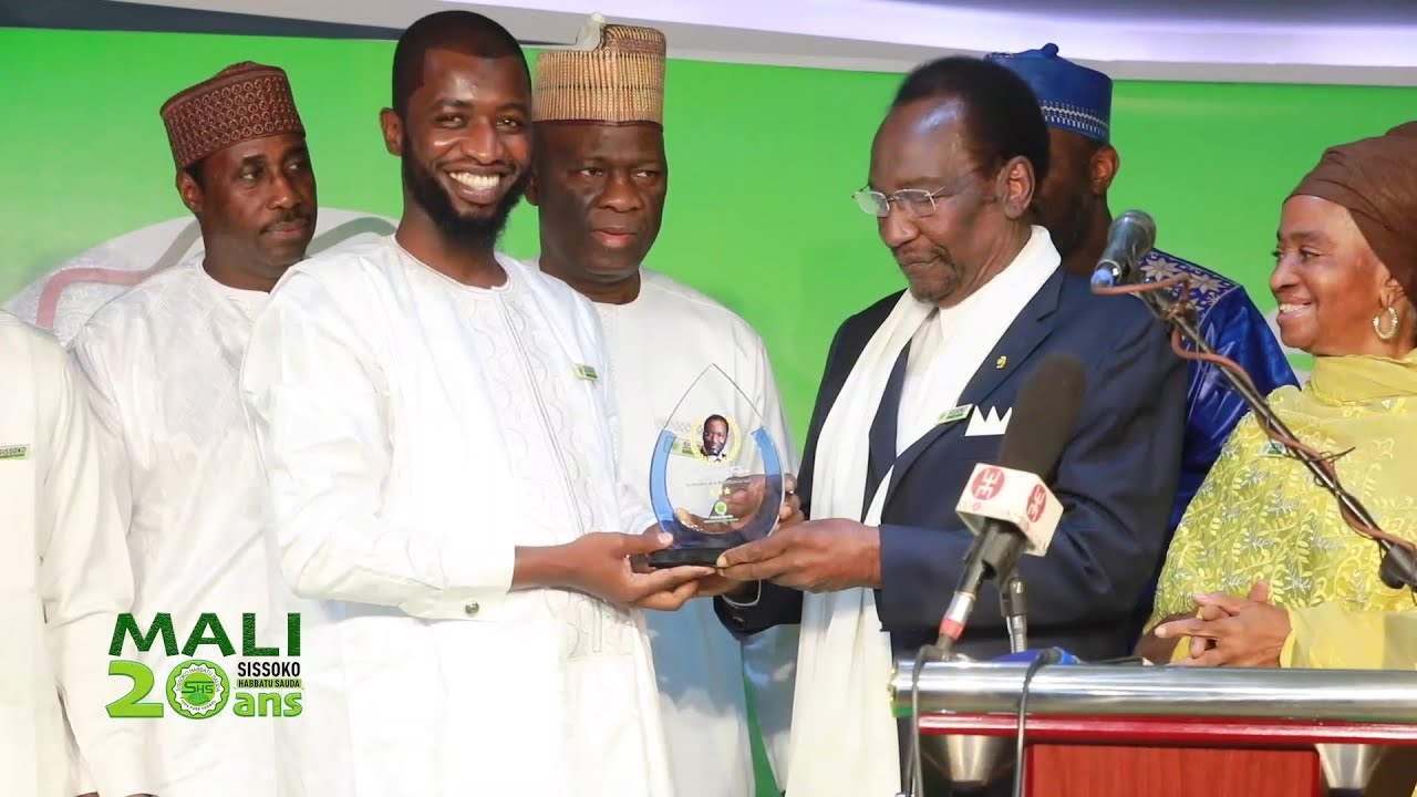 20 ans de Sissoko Habbatu Sauda ¬ Parrain d'honneur Président Dioncounda Traoré de Mali
