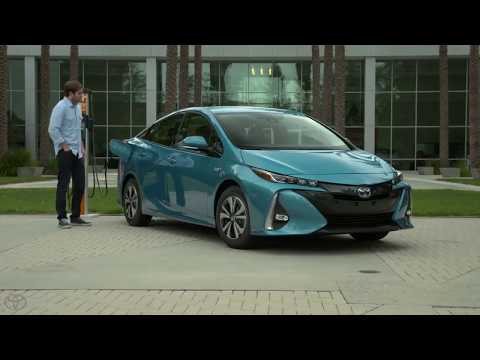 2019 Toyota Prius Plug-in Hybrid. How To Charge Prius.