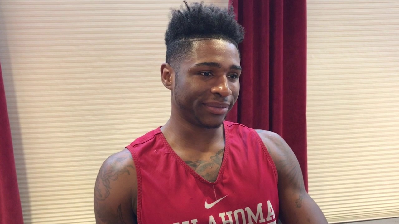 G Rashard Odomes meets with press at OU Media Day - YouTube