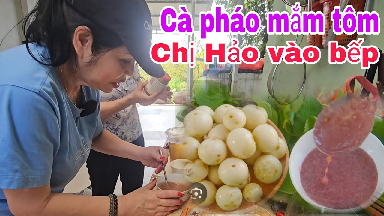 Госпожа Хао готовит невероятно вкусные маринованные баклажаны с креветочной пастой.