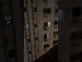 فيديو الحرامى يرمى نفسه من الدور ال ١٢ علي حامل التكيفات