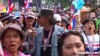 Thailand protesters call on government to step down