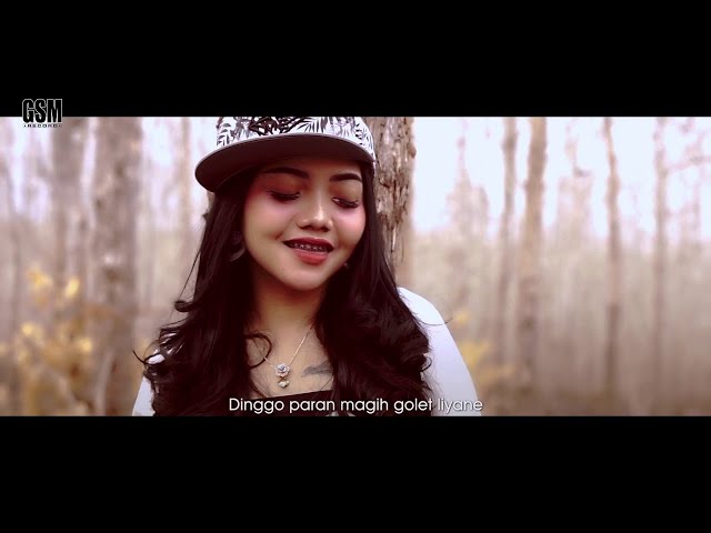 Dj Ngelabur Langit - Syahiba Saufa  | Official Music Video class=