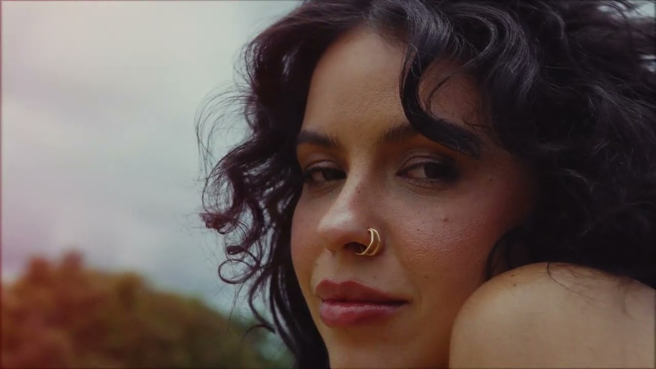 Ver Luê - Calejei feat. Fafá de Belém (Visualizer) en YouTube