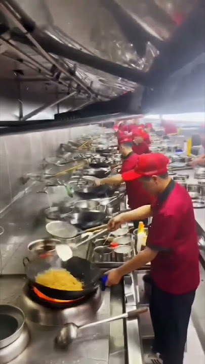 kerasnya dunia dapur, seperti latihan wajib militer #chef #cook #cooking #cookingchannel #food