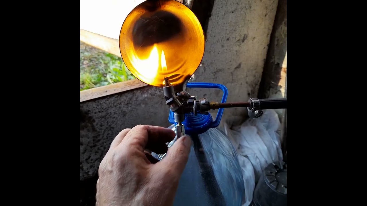 Газовая лампа из поварешки. - YouTube