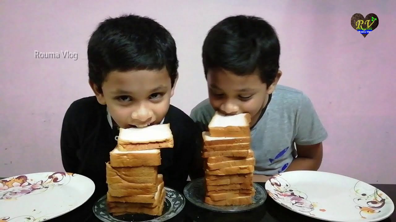ബ്രഡ് തിന്ന് കിളി പോയി Ⅱ BREAD EATING CHALLENGE YouTube