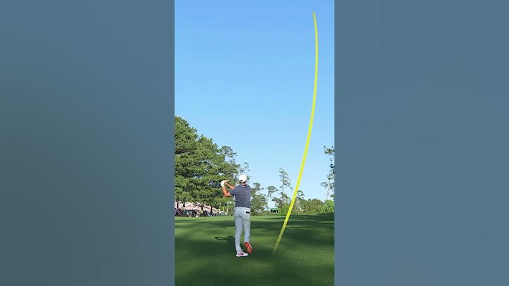 Rory McIlroy hits it to two feet on No. 17. #themasters