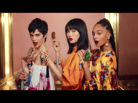 Vidéo: Carolina Herrera Nouvelle Collection De Maquillage