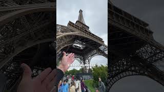 BOLA LUNAR vs. TORRE EIFFEL! #shorts