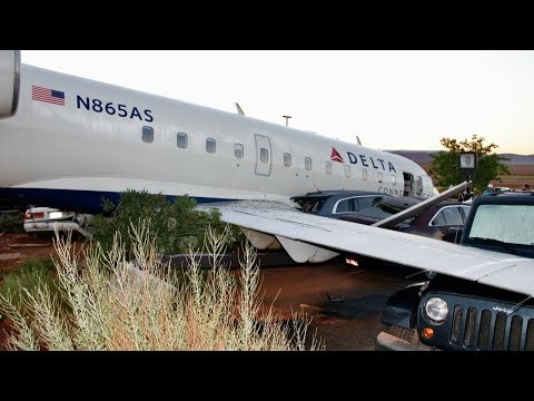 skywest-pilot-wanted-for-murder-steals-regional-jet,-drives-into-parking-lot,-kills-self
