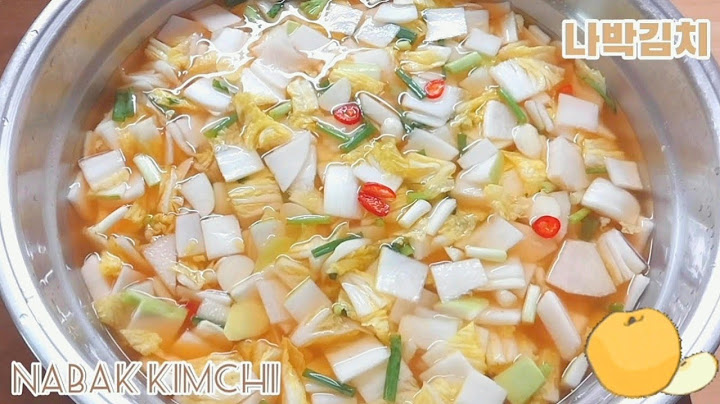 Water kimchi [Nabak-kimchi] 나박김치