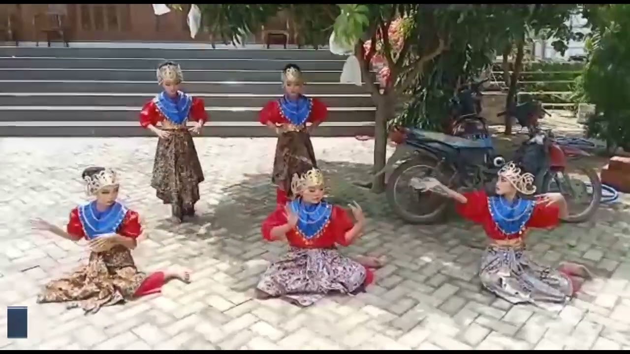 Tari Gandring Oleh Siswi Sdn Margorejo Kerek.Hari Jadi Kota Tuban Ke 729