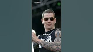 This is A7x's M. Shadows!