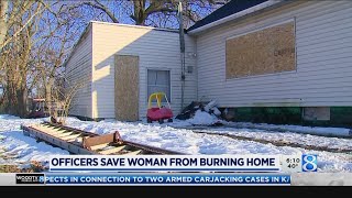 Officers praised for saving woman from Muskegon Heights house fire