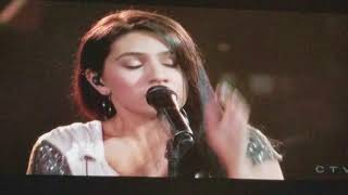 Alessia Cara & Zedd Stay - American Music Awards 2017