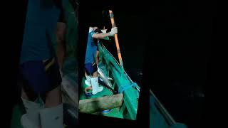 This is our night fishing #handfish #viralvideo #handlinefishing #fishing #youtubeshorts #tuna