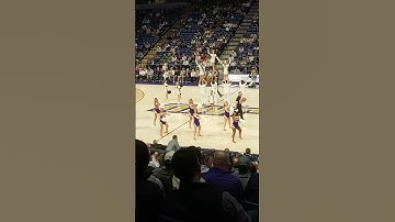 James Madison University Cheerleaders