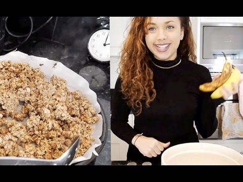فيديو: كيف لطهي الموز الجرانولا؟
