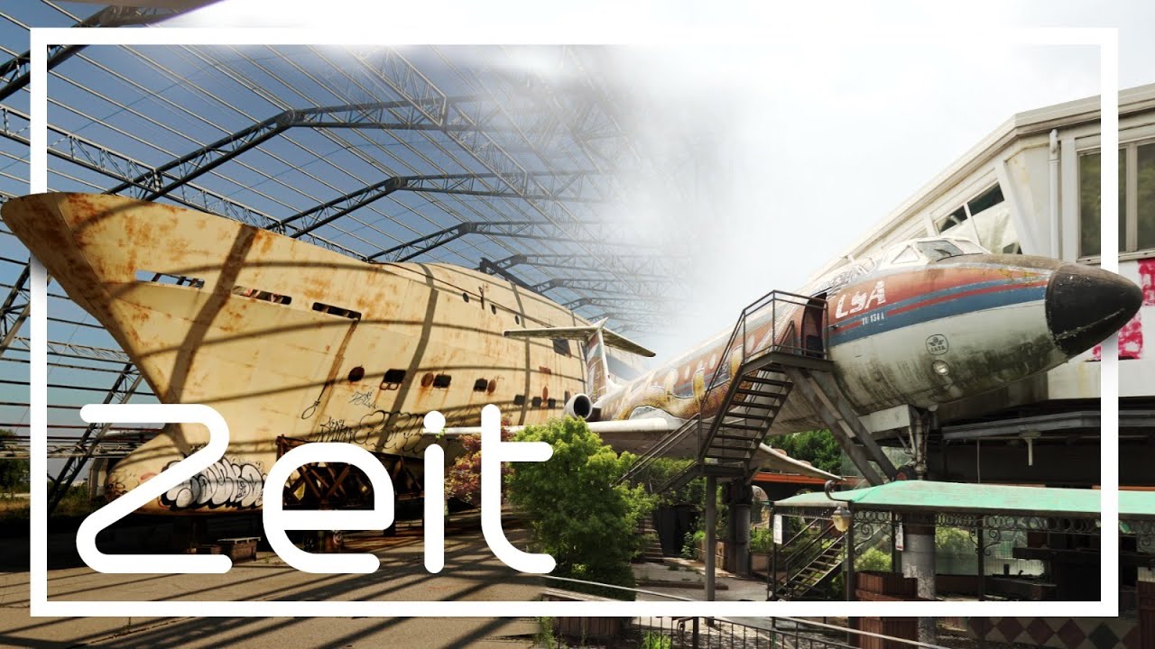 Abandoned Vehicles - Urbex Italy