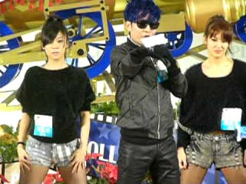 狄易達  @   uChannel我撐起樂壇頒獎禮2011  .MOV