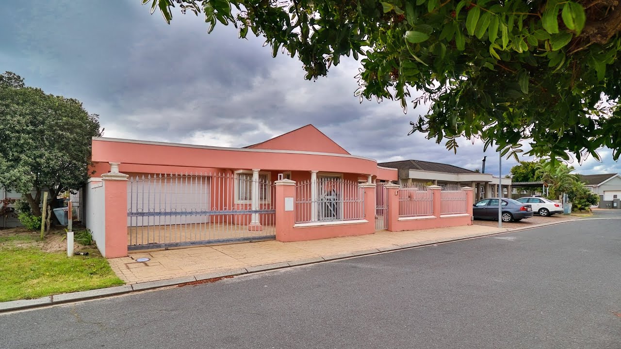 3 bedroom House for  | Ottery