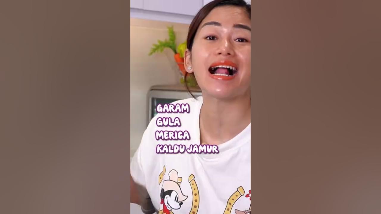 RESEP AYAM GORENG LENGKUAS TERSEDAP BY OMAY FARIDA NURHAN