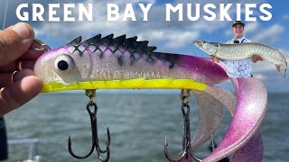 GREEN BAY MUSKIE FISHING with GUIDE JOEL McCLUNG
