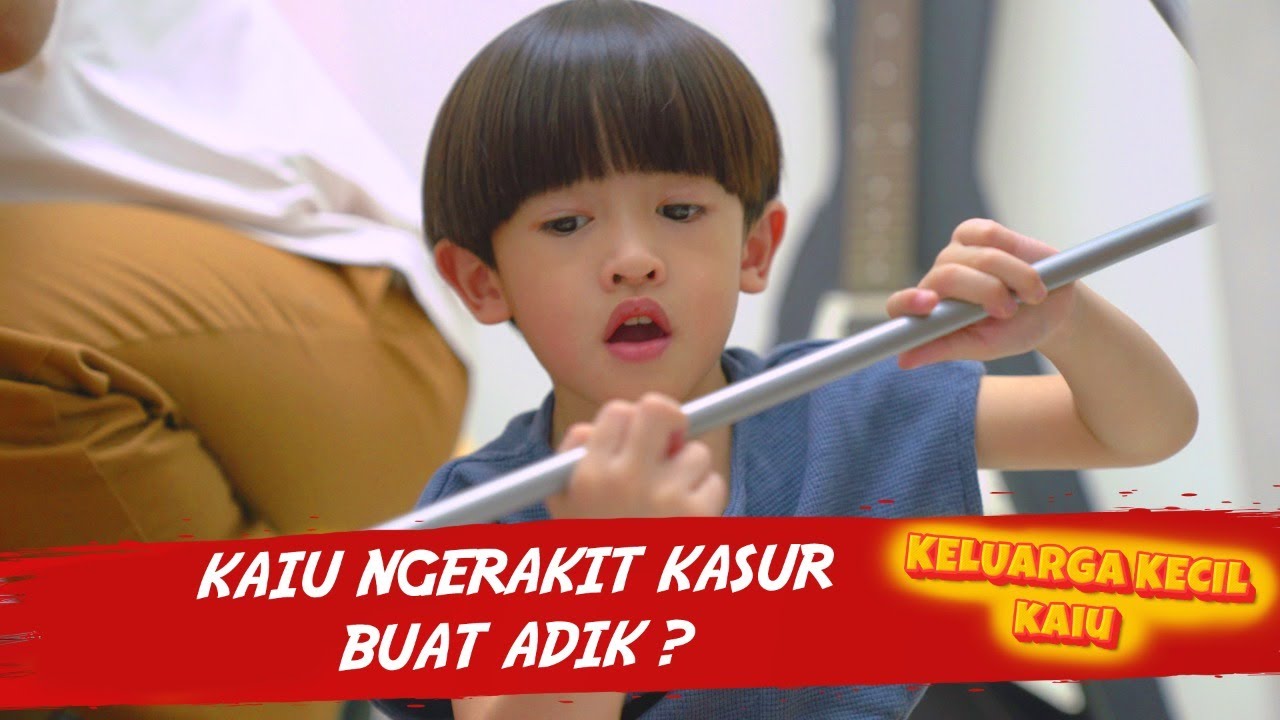 KAIU NGERAKIT KASUR BUAT ADIK?!