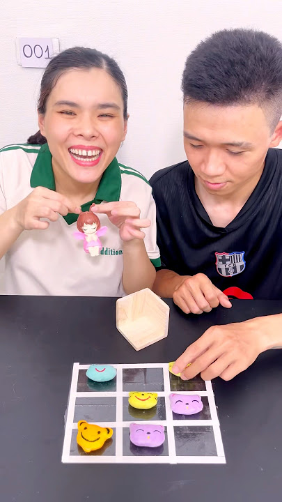 Hoa Leo play Tic Tac toe so cute