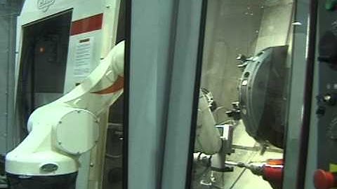 SP180 Turning center with robot