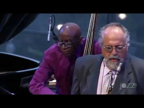 Joe Lovano Master Class - Intervals and Borgani Saxohpones - YouTube