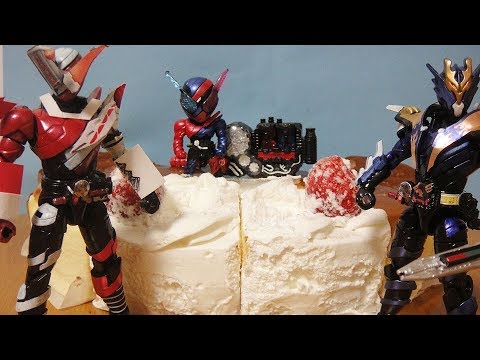 食玩 キャラデコクリスマスっぽいのを作ってみた サンタとケーキフルボトルでメリークリスマスフォームに変身 仮面ライダービルド レビュー Youtube