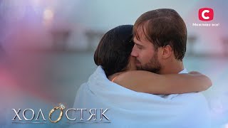 Поцілунок на заході сонця: Алекса та Вікторію накрила пристрасть - Холостяк 12 сезон