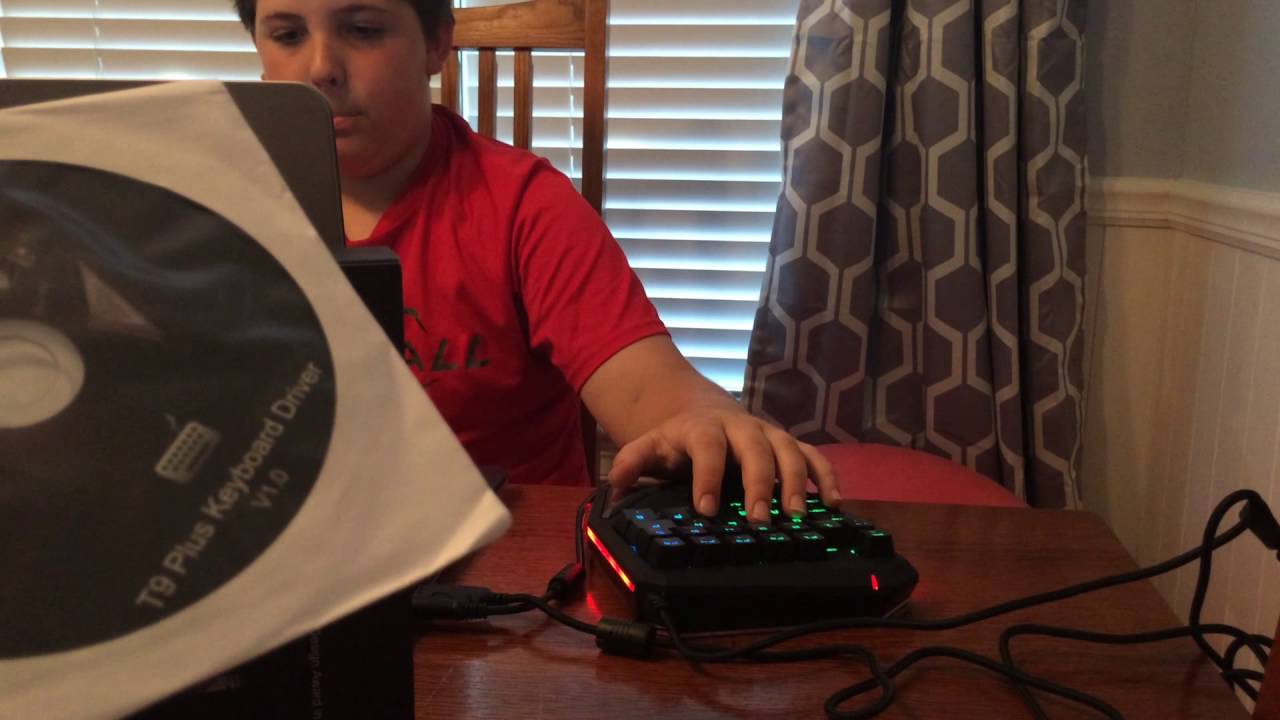 Mechanical Gaming Keypad, aLLreLi T9 Plus Programmable Single-handed Keyboard