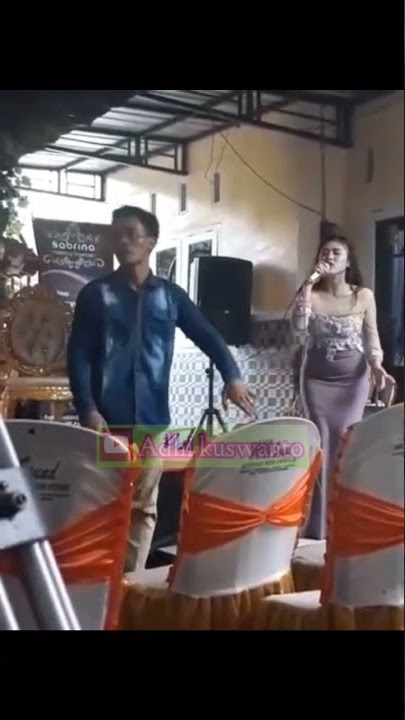 Viral!! peyanyi gagal fokus,  joged kocak Dewi savolla ft ageng cikakak. #shorts#viral#musik
