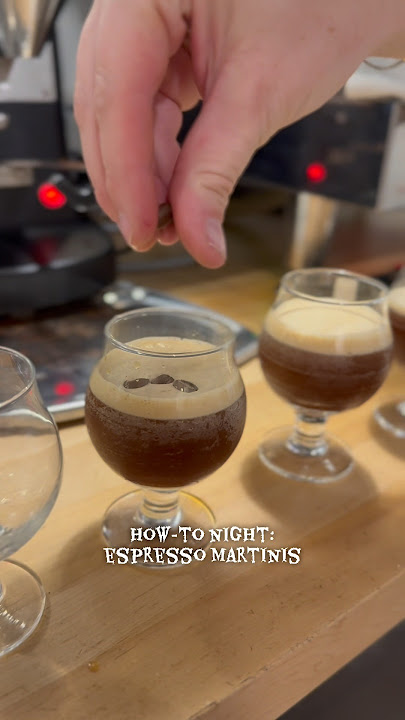 Download lagu How-to night: espresso martinis ⚡️