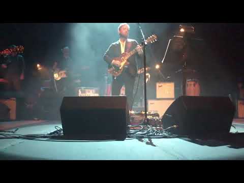 Dan Auerbach and the Easy Eye Sound Revue 4.5.18 “Trouble Weighs a Ton”