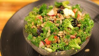 This kale and bacon salad is so vibrant full of flavor great texture.
it prefect for keto packs a huge punch as far nutrient,antioxidant...