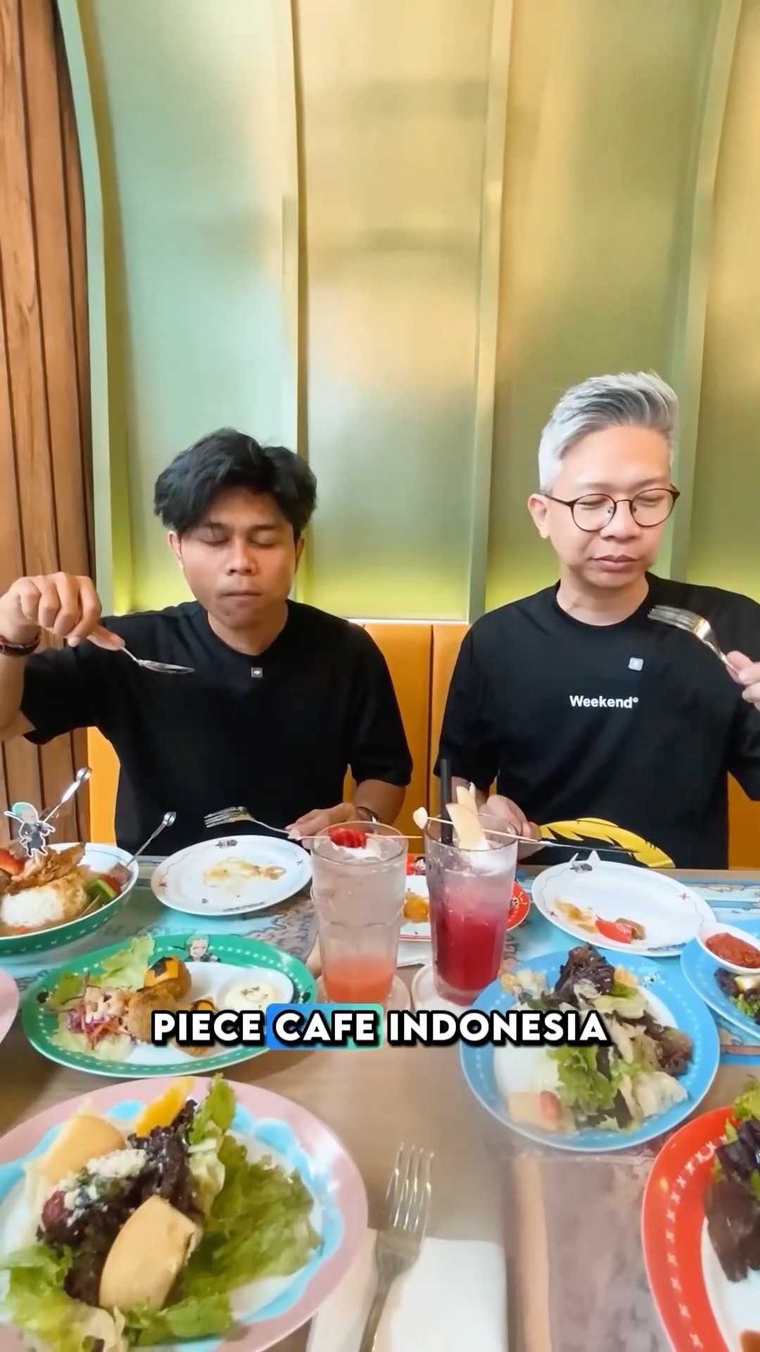 AKU PERGI KE ONE PIECE CAFE INDONESIA!!