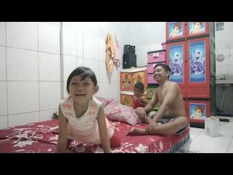 Mama nya jaga rental, sebelum mandi Maen dulu #2