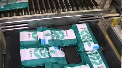 Ehcolo - PM 900-10, 1000 bags per hour overlapped