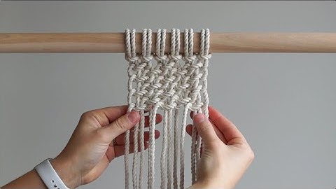 DIY Macrame Tutorial for Beginners: Half Square Knot Mesh!